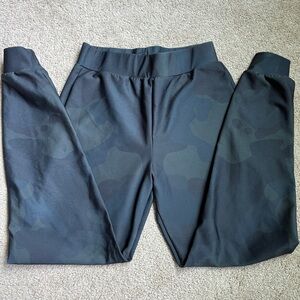 EUC Green Camo Ultracor Joggers XS